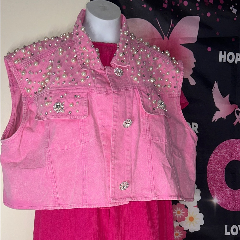 L’Atiste Women’s Pink Pearl-Embellished Denim Vest Ptp 23”